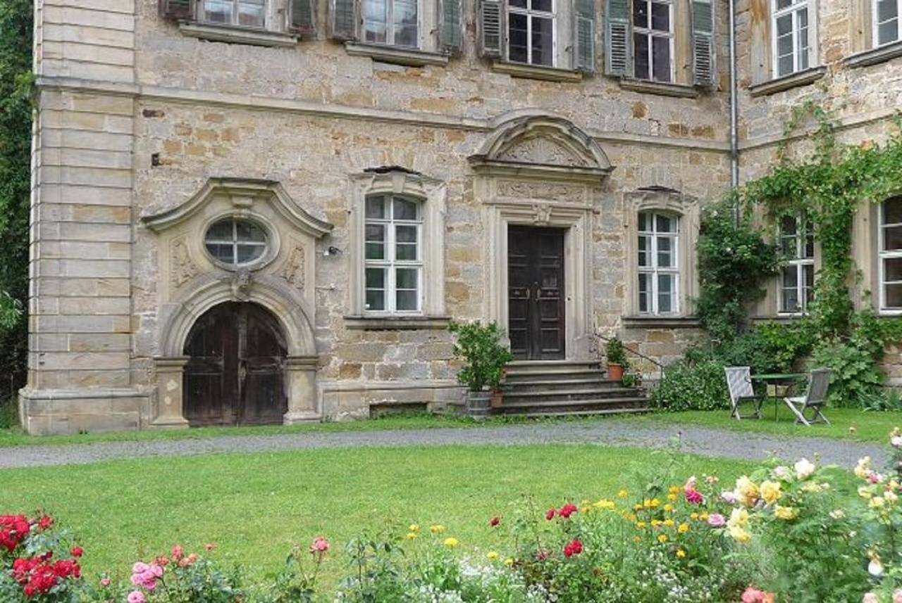 Ferienzimmer Im Schloss Burgpreppach Bagian luar foto