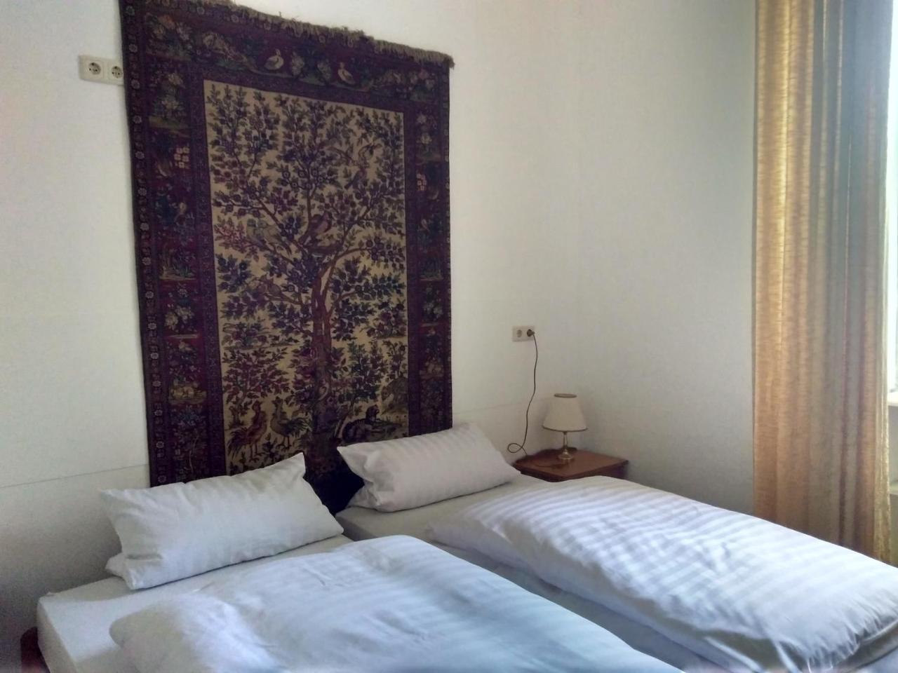 Ferienzimmer Im Schloss Burgpreppach Bagian luar foto